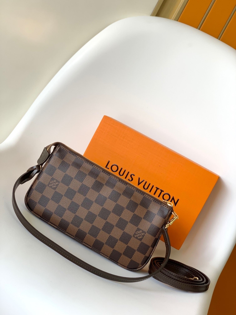 LV Clutch Bags